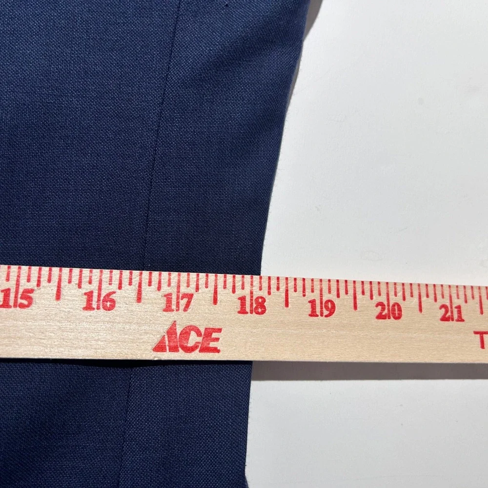 Tommy Hilfiger 38R Sport Coat Wool Blend Blue Two Button Lined Double Vented